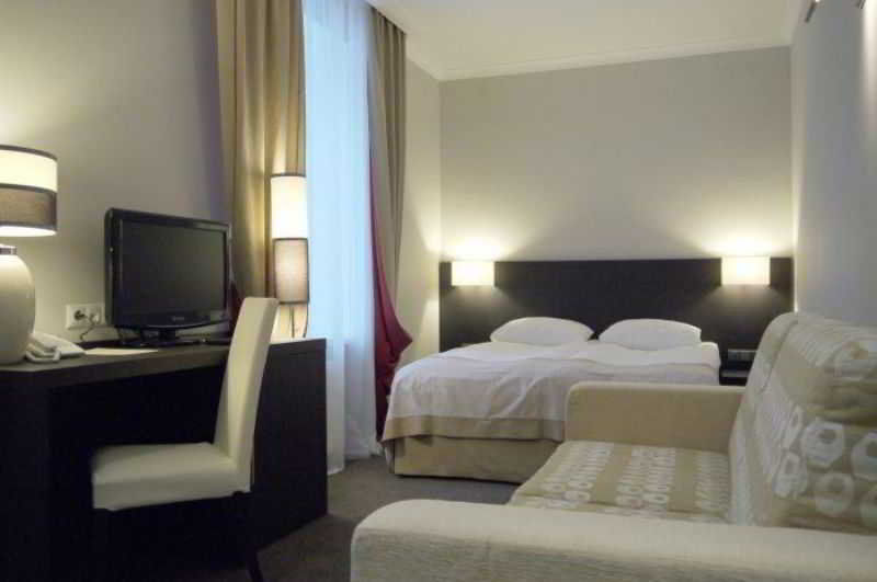 Optima Collection Kharkiv Hotel Δωμάτιο φωτογραφία