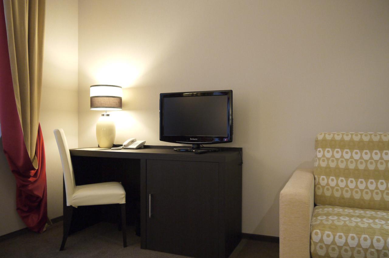 Optima Collection Kharkiv Hotel Δωμάτιο φωτογραφία