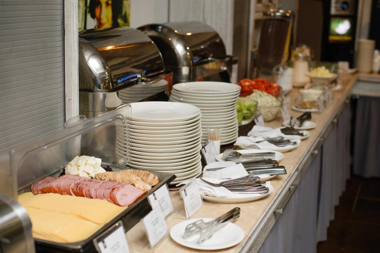 Optima Collection Kharkiv Hotel Εξωτερικό φωτογραφία